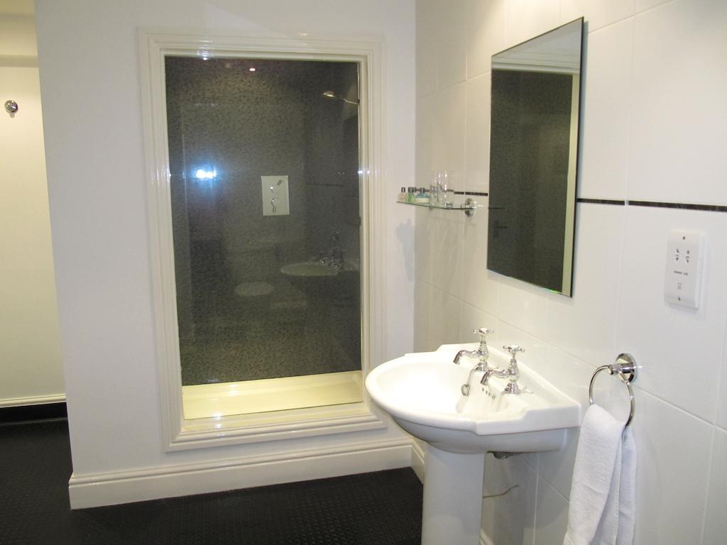 Hotel Bath Arms Crockerton Warminster Exterior foto